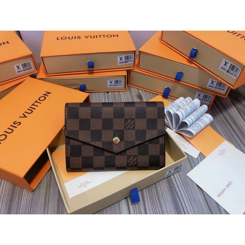 Ví cúc bì thư kèm hộp