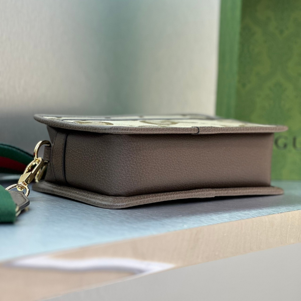 Túi đeo chéo Gucci họa tiết monogram logo to fullbox bill thẻ LA on web