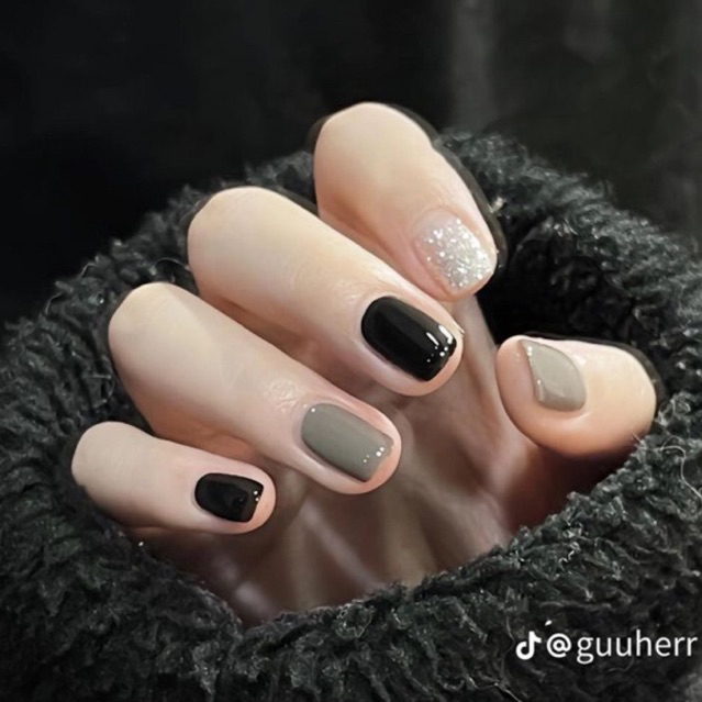 Nail box xám đen nhũ