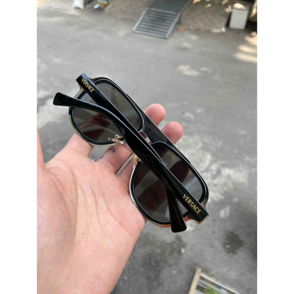 Kính Versace Bạc