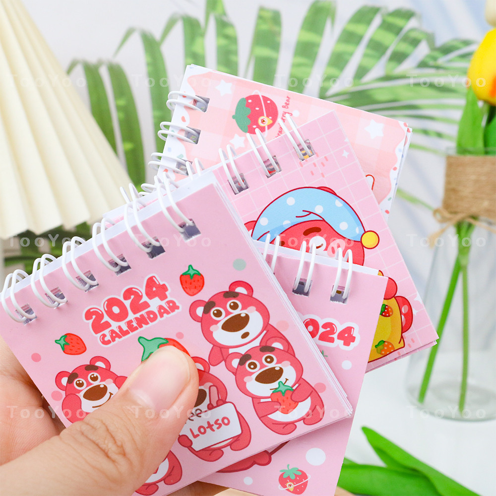 Lịch mini 2024 Gấu dâu Lotso bỏ túi 6cm dễ thương cute TooYoo BK00144