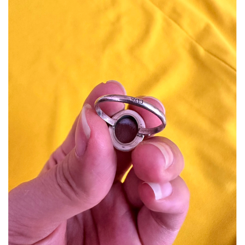 Nhẫn cameo