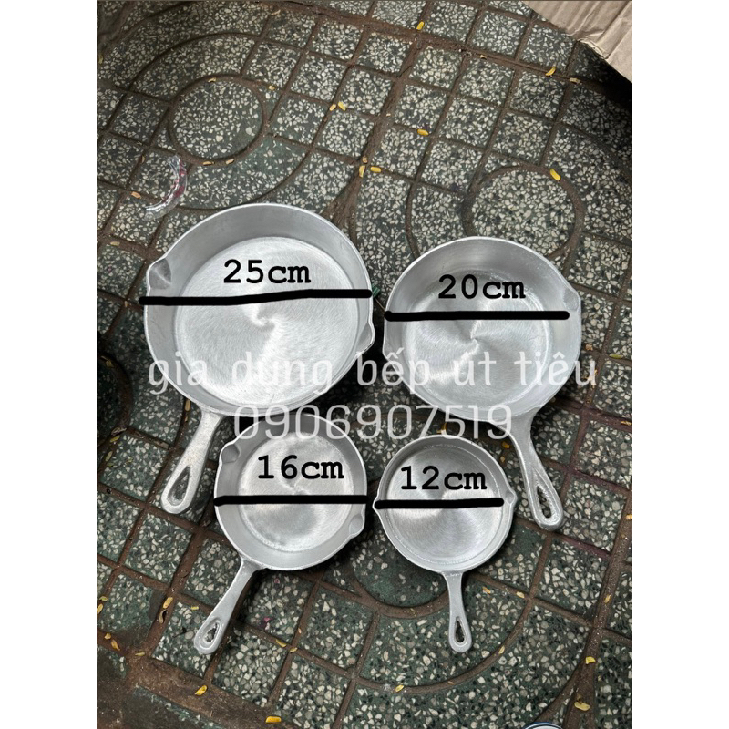 Chảo gang có tay cầm