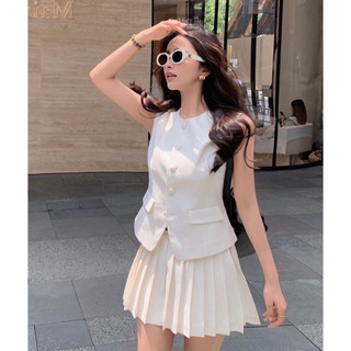 Set áo sát nách gile nút bọc peplum + chân váy xếp ly onec