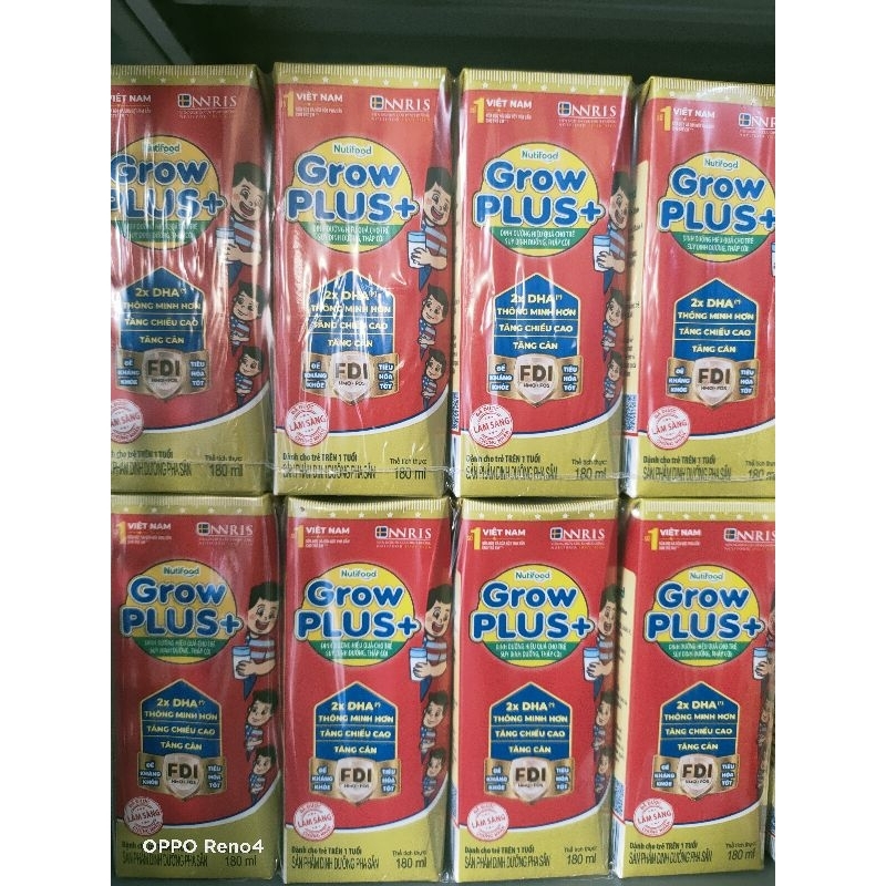 Thùng sữa grow plus Nutifood 180ml