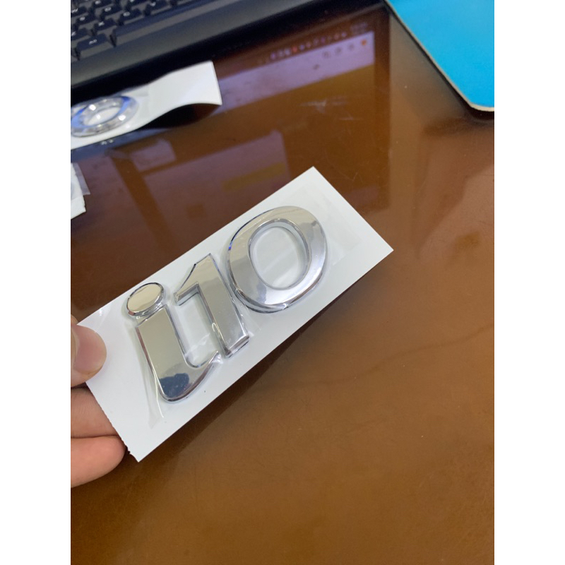 Tem Logo Chữ Nổi I10 Dán Đuôi Xe- ô tô 87
