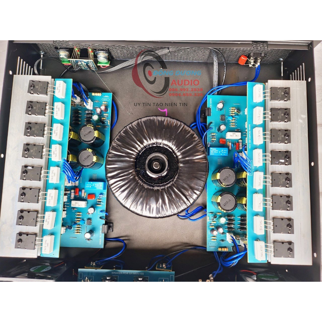 ĐẨY CM.A800 - 32 SÒ TO - 2 KÊNH - CÔNG SUẤT 2100W - KÈM 2 DÂY CANON