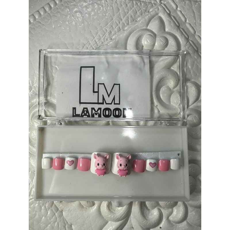 nailbox thiết kế  hình con heo