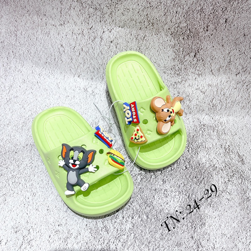 Dép lê cho bé hình TOM & JERRY đế bánh mì dễ thương đi trong nhà đi biển mùa hè
