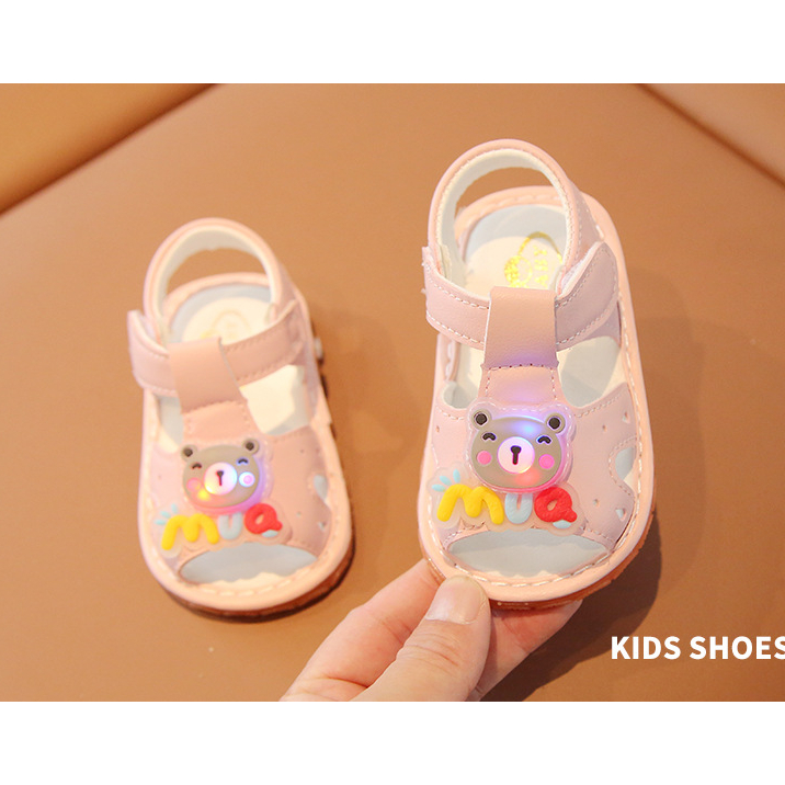 Xăng đan tập đi dép tập đi giày tập đi bé trai và bé gái Micky có đèn Led phát sáng đế mềm chống trượt