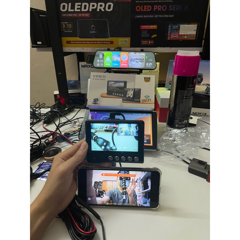 Camera hành trình 3 mắt X3 plus trước - sau - trong khoang xe, có wifi xem qua điện thoại