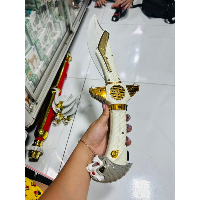Đồ chơi siêu nhân Bandai Mighty Morphin Power Rangers Dx 199x SABA The Talking Tiger Saber
