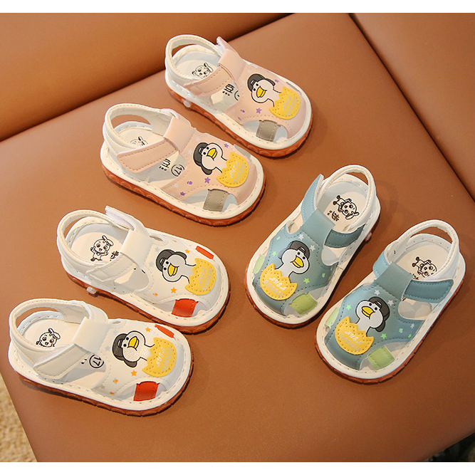 Xăng đan tập đi, giày dép tập đi bé trai và bé gái nhân vật hoạt hình dễ thương