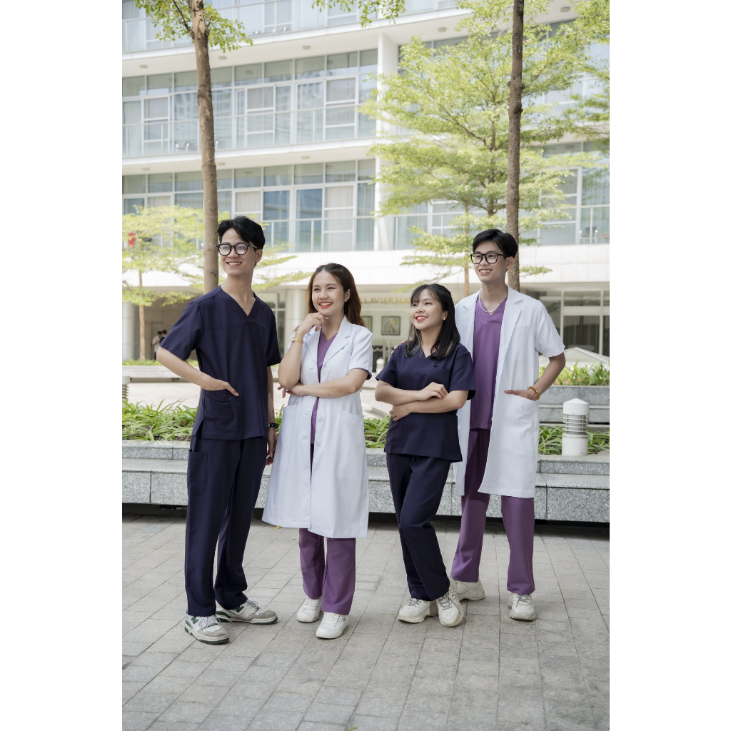 Áo Blouse Nữ Thời Trang Tay Ngắn Cao Cấp - Đồng Phục Bác Sĩ, Dược Sĩ - MARRIE Maison de Santé