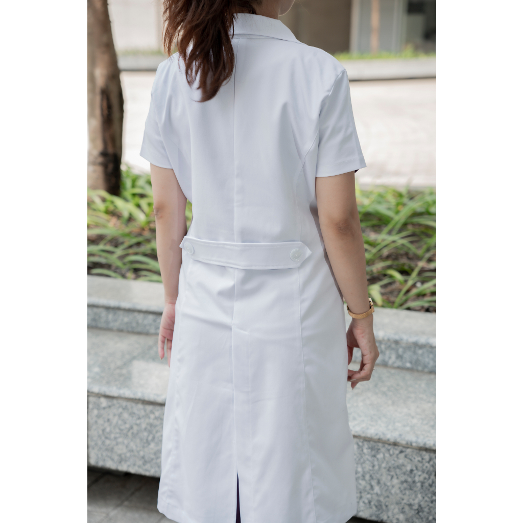 Áo Blouse Nữ Cơ Bản Tay Ngắn Cao Cấp -  Đồng Phục Bác Sĩ, Dược Sĩ - LISA Maison de Santé