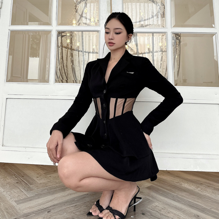 Đầm sơ mi dáng xòe, tay dài, cổ sơ mi