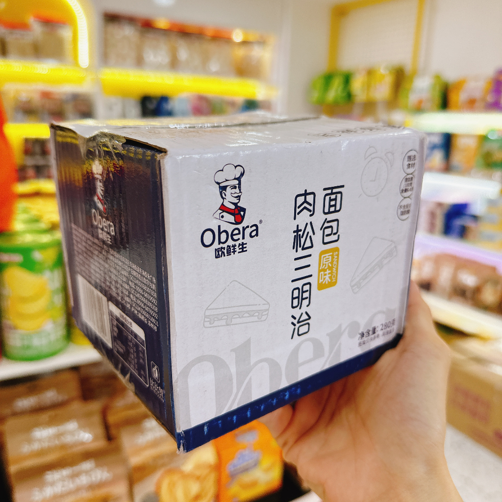 Bánh sandwich tam giác kẹp bơ ruốc Opera -thùng 4 cái