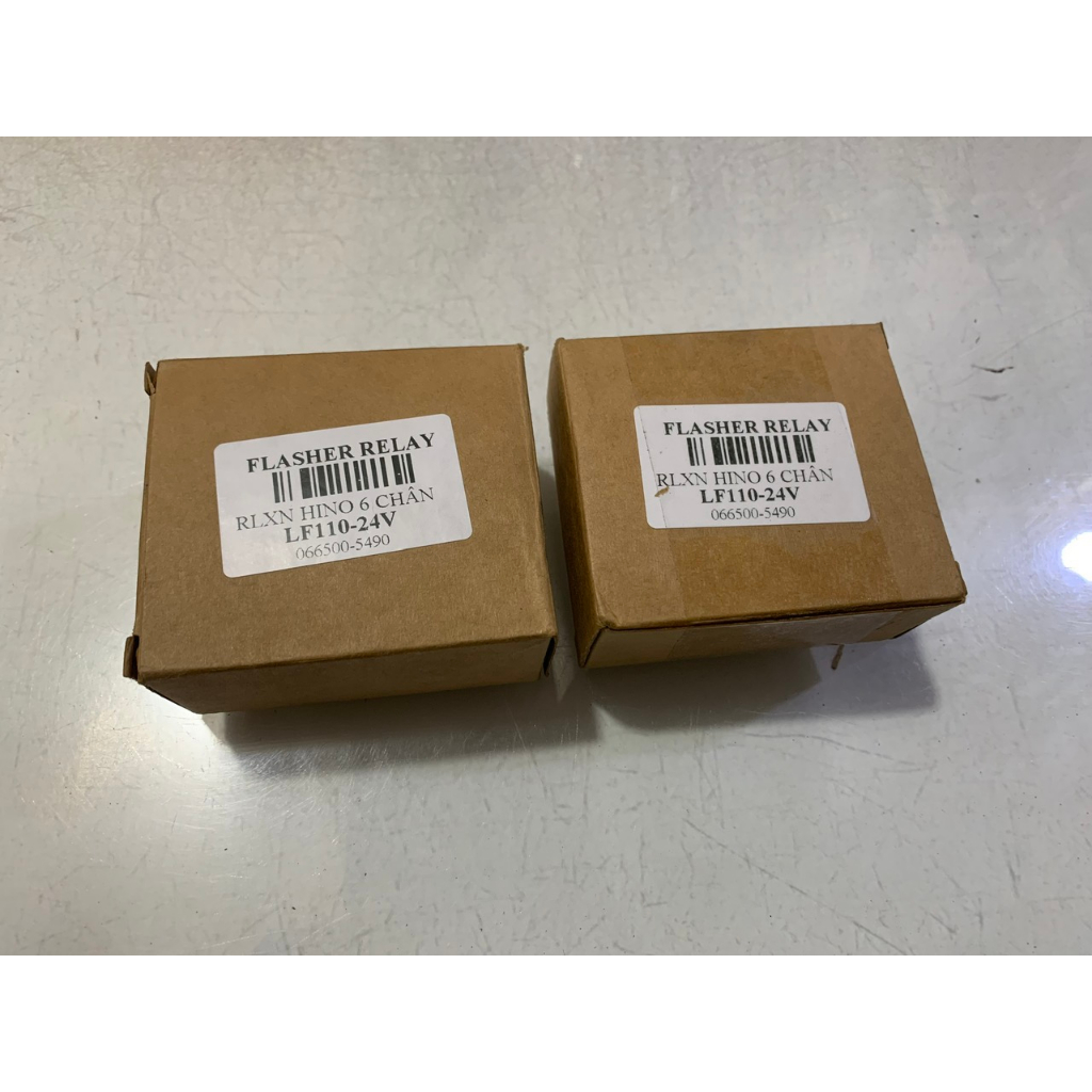 Cục Chớp Xi Nhan, Rơle  Nháy đèn Xi Nhan Xe Tải HINO...Loại 6 Chân 24V.
