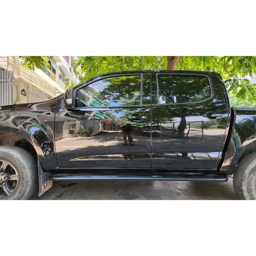 Bậc lên xuống, bệ bước chân xe Colorado Các đời xe. Nhôm đúc 100%, siêu KM, Khắc logo mẫu mặt nhôm