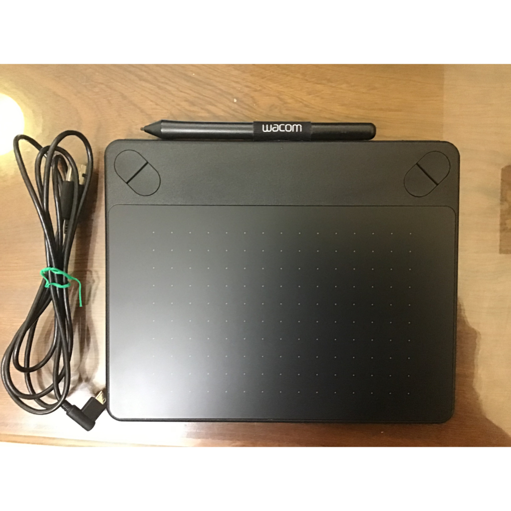 Bảng vẽ Wacom Intuos Comic S, M ,cảm ứng chạm
