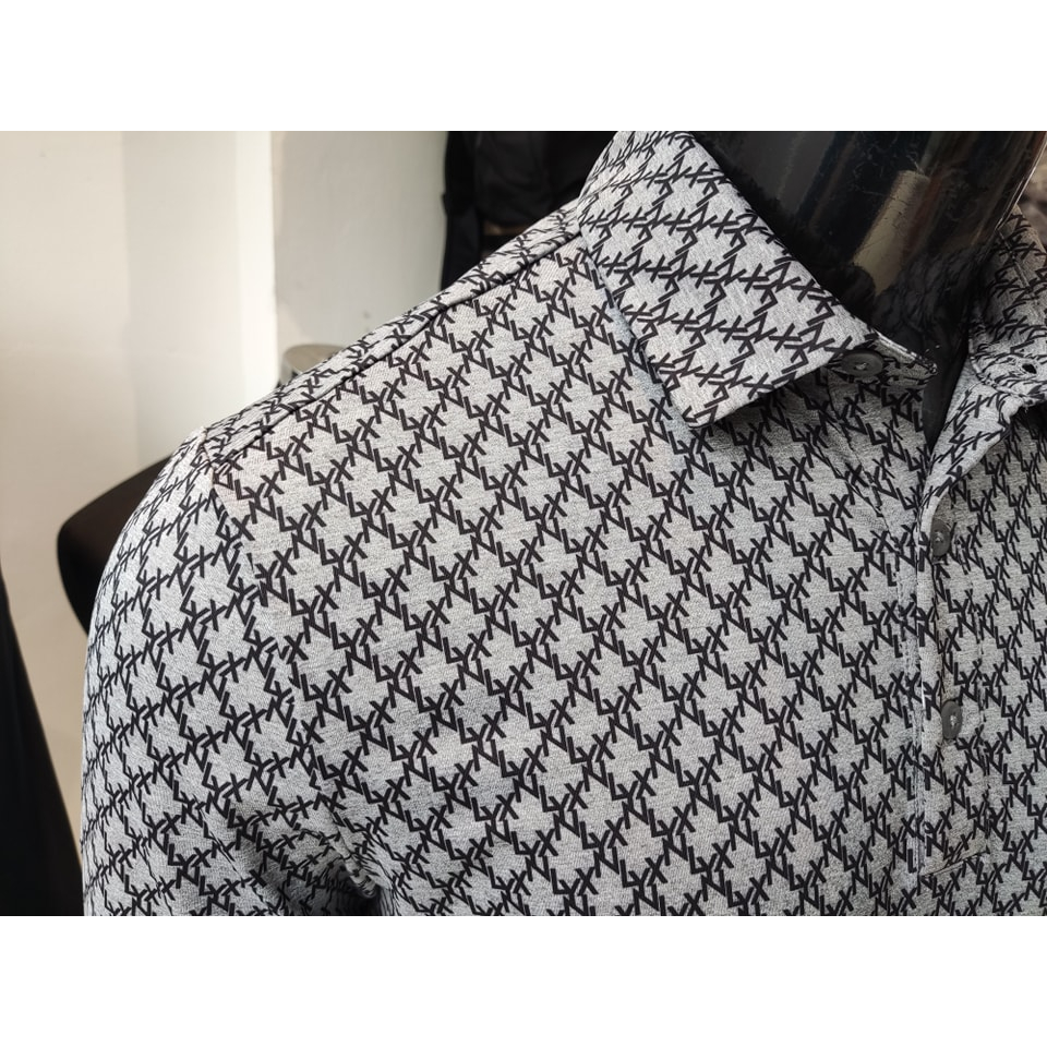 Áo phông golf nam LynnX vải co dãn vân áo monogram