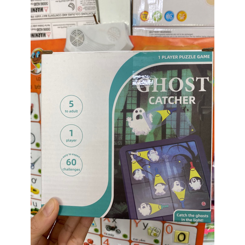 Đồ chơi thông minh-  Board Game xếp hình đèn pin bắt ma Ghost Catchers 30 thẻ 60 câu đố thông minh sáng tạo cho bé