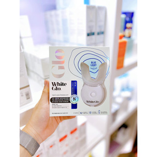 Bộ làm trắng răng White Glo Teeth Whitening Kit Plus Blue Light