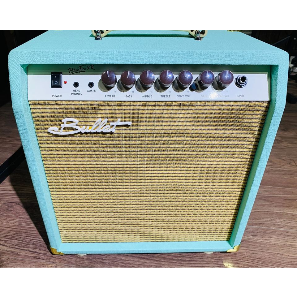 Loa Ampli Guitar Bullet BlueFace 30R