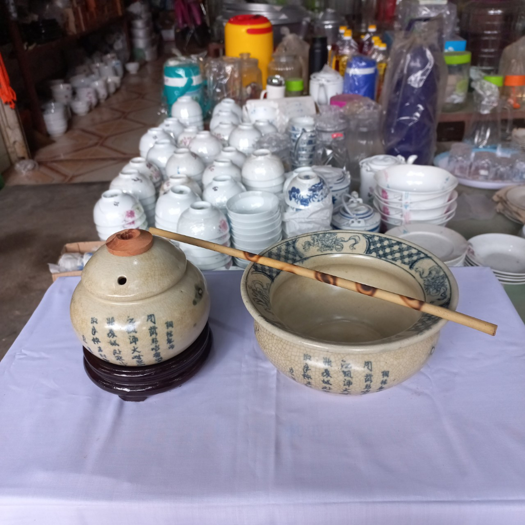 BỘ Đ.IÊU BAT BÁT TRÀNG, GIA CỔ MEN RẠN, HỌA TIẾT BÀI THƠ TỨ TUYỆT.