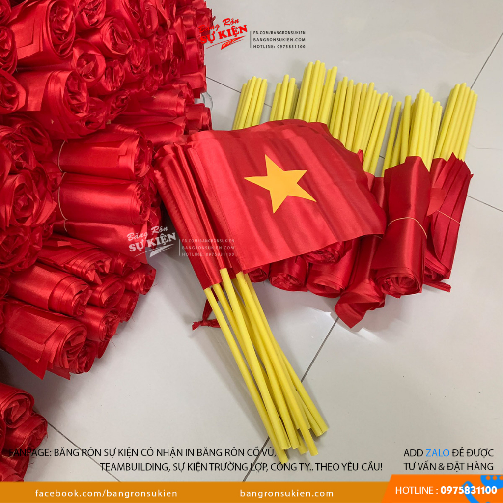 Cờ tổ quốc cầm tay kèm cán