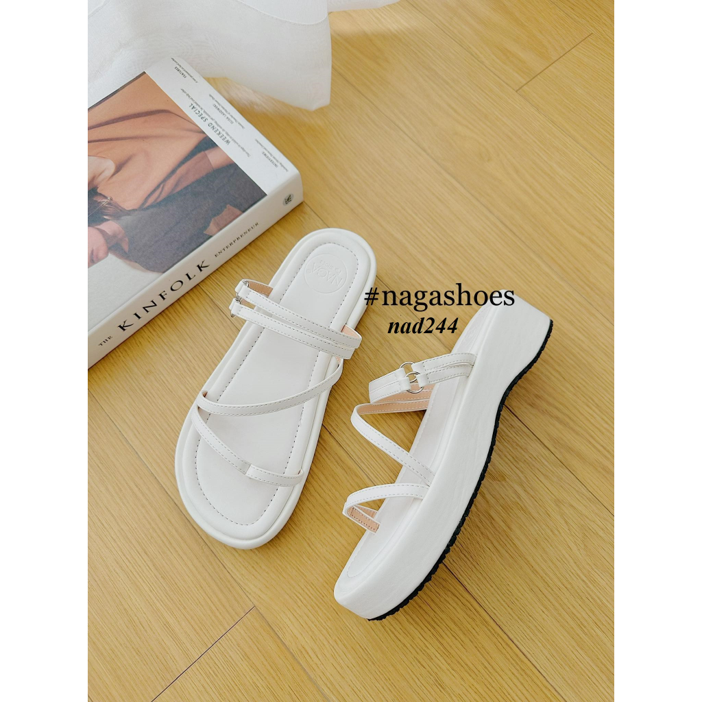 DÉP NAGASHOES ĐẾ BÁNH MÌ XỎ NGÓN & QUAI NGANG CÓ KHÓA 4P NAD244