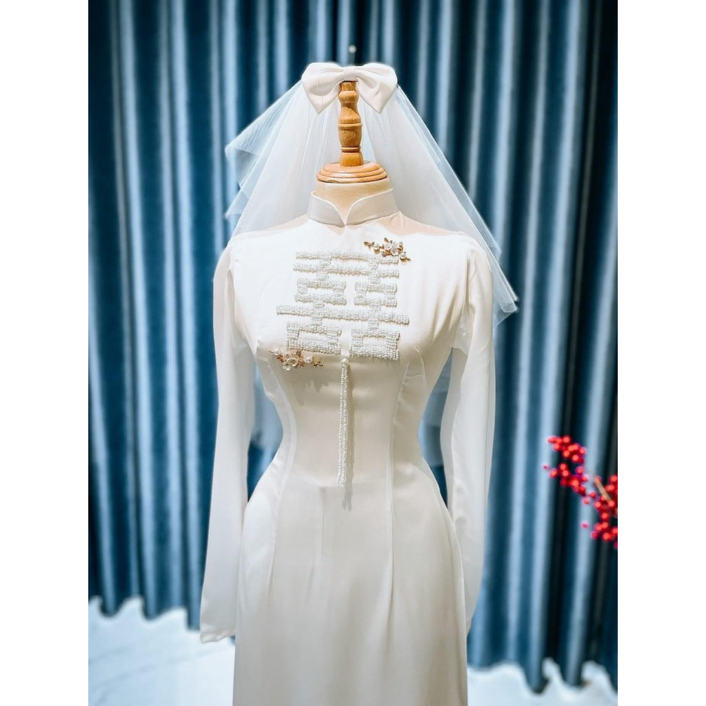 Song hỷ trắng xinh xắn trang trí áo dài