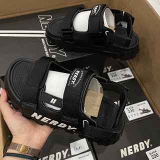 [Chính Hãng] Giày Sandal Nerdy - Đen Logo Trắng - Code: PNEU22AE03602