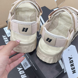 [CHÍNH HÃNG] Giày Sandal Nerdy - CAMEL * BEIGE / CREAM *- Code : [PNEU2AE030202]