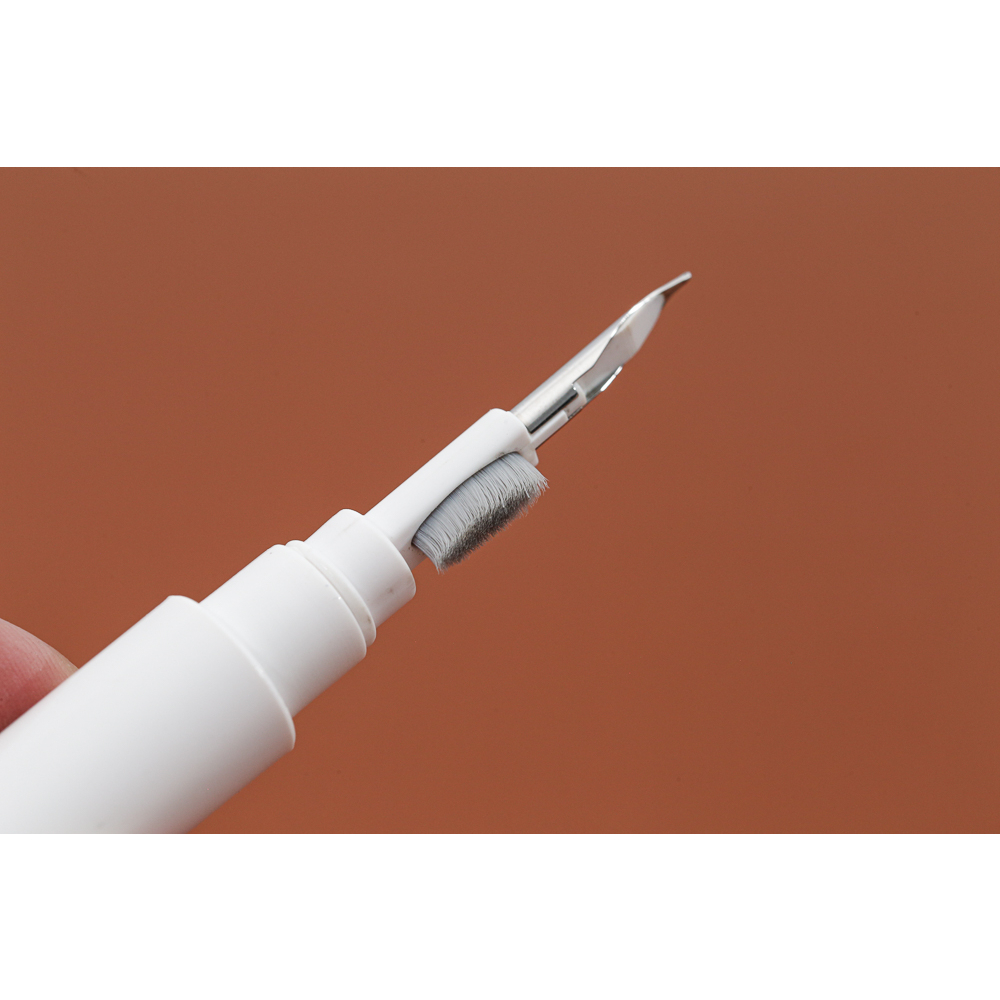 Bút vệ sinh airpod, Bộ vệ sinh tai nghe Cleaning Pen 3 in 1cầm tay tiện phù hợp với các loại tai nghe, bàn phím