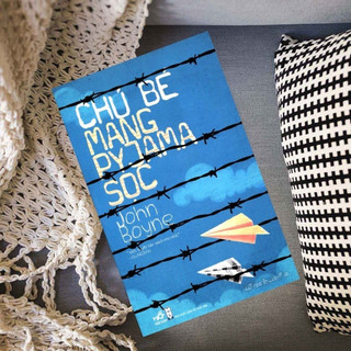 Sách - Chú Bé Mang Pyjama Sọc (Tái Bản 2023) - Nhã Nam