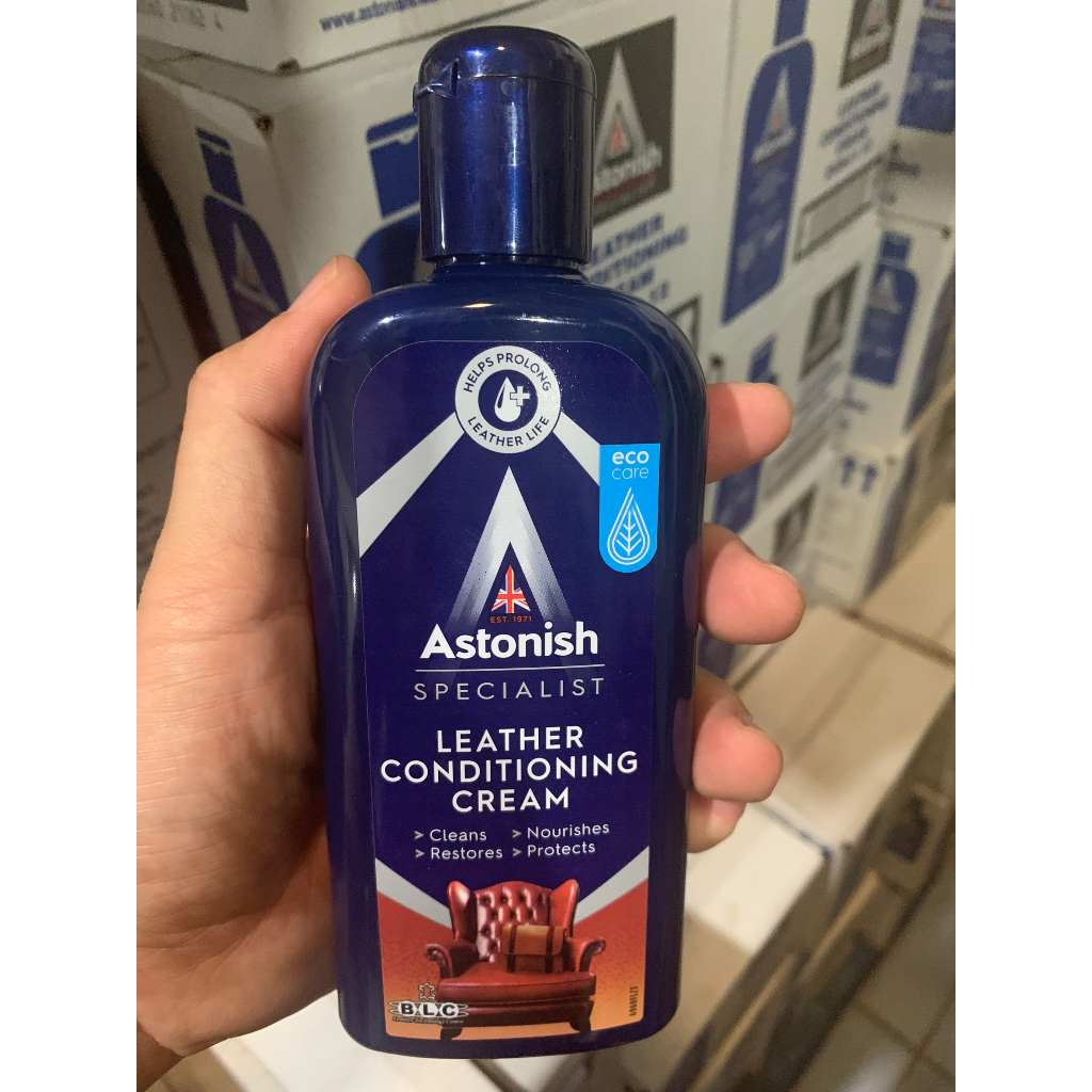 Kem vệ sinh bảo dưỡng đồ dùng bằng da Astonish C6960