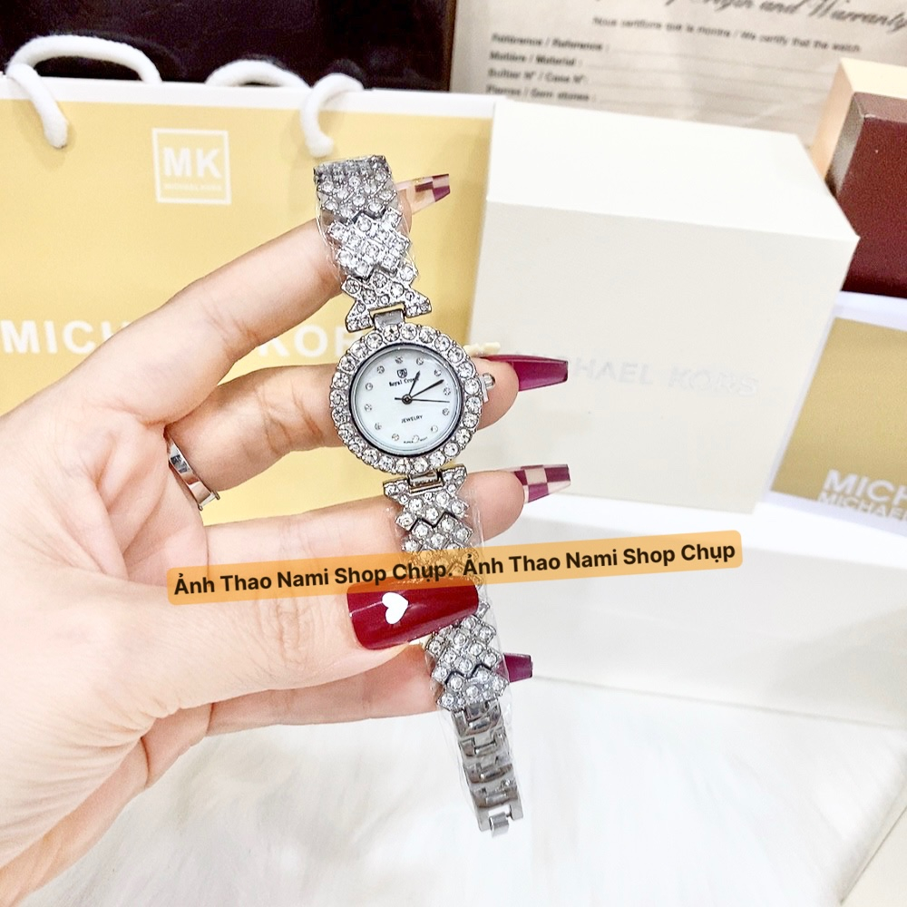 Đồng hồ nữ dây kim loại Royal, đồng hồ nữ kim loại dây lắc mặt nhỏ sz26mm nhẹ nhàng nữ tính siêu xinh -ThaoNami