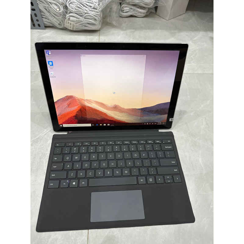 Laptop Surface Pro 7 i5/8GB/128GB Likenew