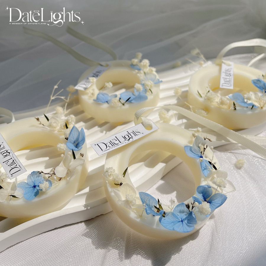 Sáp Thơm Happy Time- DATENEYLAND decor tinh tế. Làm từ nguyên liệu tự nhiên, an toàn, để treo tủ quần áo, xe hơi v..v th