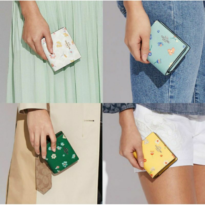 VÍ GẬP CẦM TAY THỜI TRANG