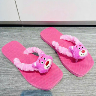Dép gấu dâu lotso gấu dâu kẹp xỏ ngón đính thú bông xinh sắn quai bông xù