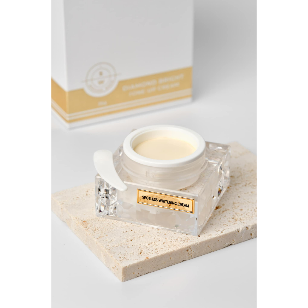 KEM FACE CAO CẤP DƯỠNG TRẮNG DA BAN ĐÊM SPOTLESS WHITE SPF30 PA++