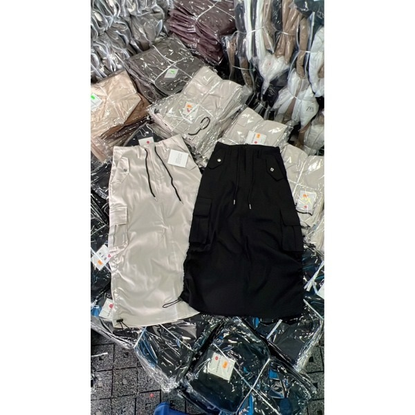 Chân váy rút sườn túi hộp mã mới hot hit siêu xinh , Chân váy dáng dài phối túi hộp dây rút siêu hot