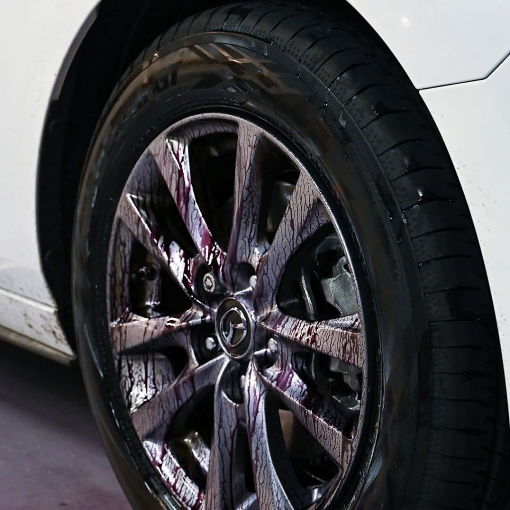 Dung Dịch Tẩy Mạt Sắt, Bụi Phanh Xe CARPRO IronX 500ml