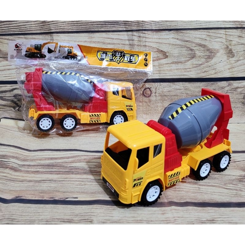 Xe cần cẩu và xe trộn xi măng chạy trớn size to cho bé yêu