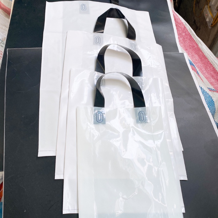 0,5kg - 1kg Túi Đựng Hàng Nilong PE Trắng Sứ Có Quai Xách - Túi Ni Lông Tuidunghang Bóng Đẹp Bền Dẻo Dai Đủ Kích Thước