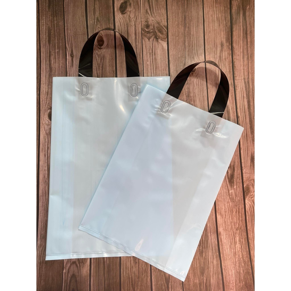 0,5kg - 1kg Túi Đựng Hàng Nilong PE Trắng Sứ Có Quai Xách - Túi Ni Lông Tuidunghang Bóng Đẹp Bền Dẻo Dai Đủ Kích Thước