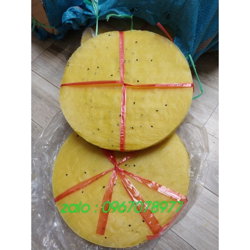 1 xấp Bánh tráng nướng hành màu vàng chuẩn Đà Lạt