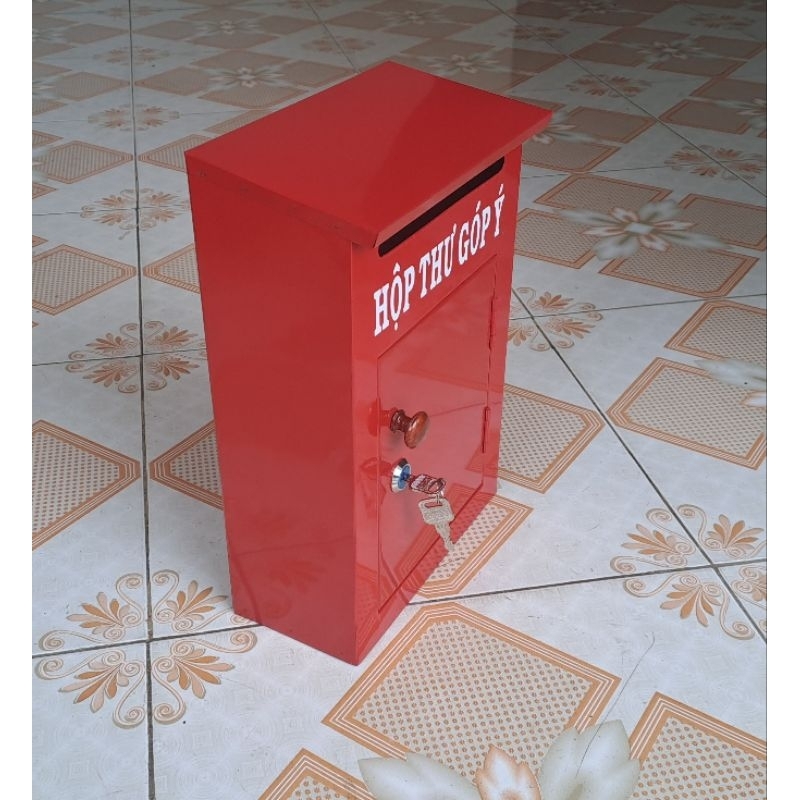 Hộp thư góp ý màu đỏ KT( 32x22x10cm)